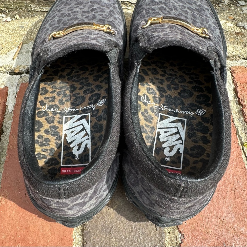 Vans x Cher Strawberry Skater Slip-On Sneakers in Cheetah Black Men’s 7 - Picture 8 of 10